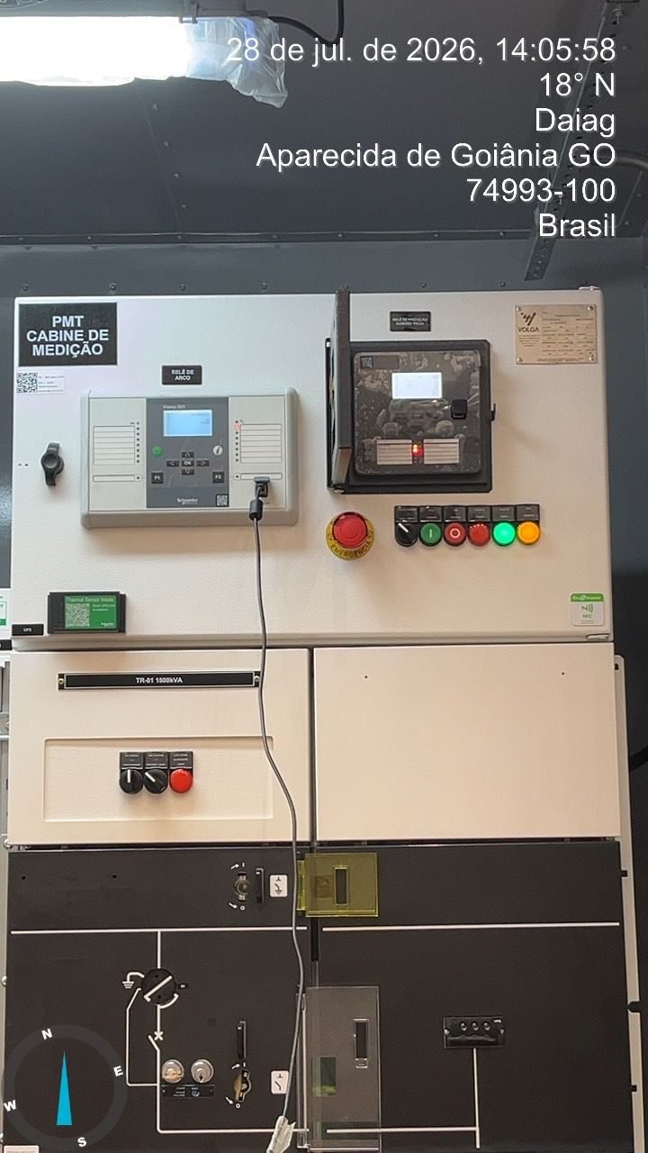 Cabine de instrumentação e controle